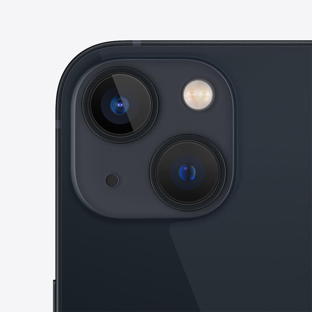 Imagen del iPhone 13 color verde en MacStore Panamá