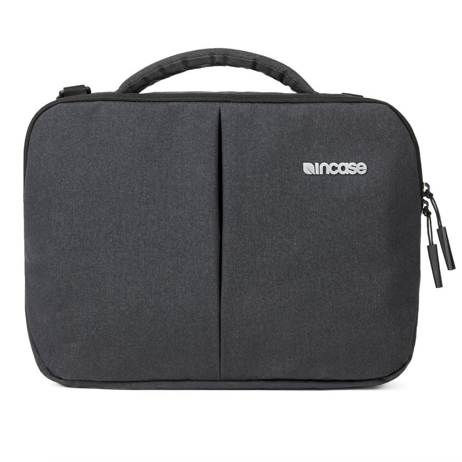 Estuche portátil Incase Mac 15'' Color Negro