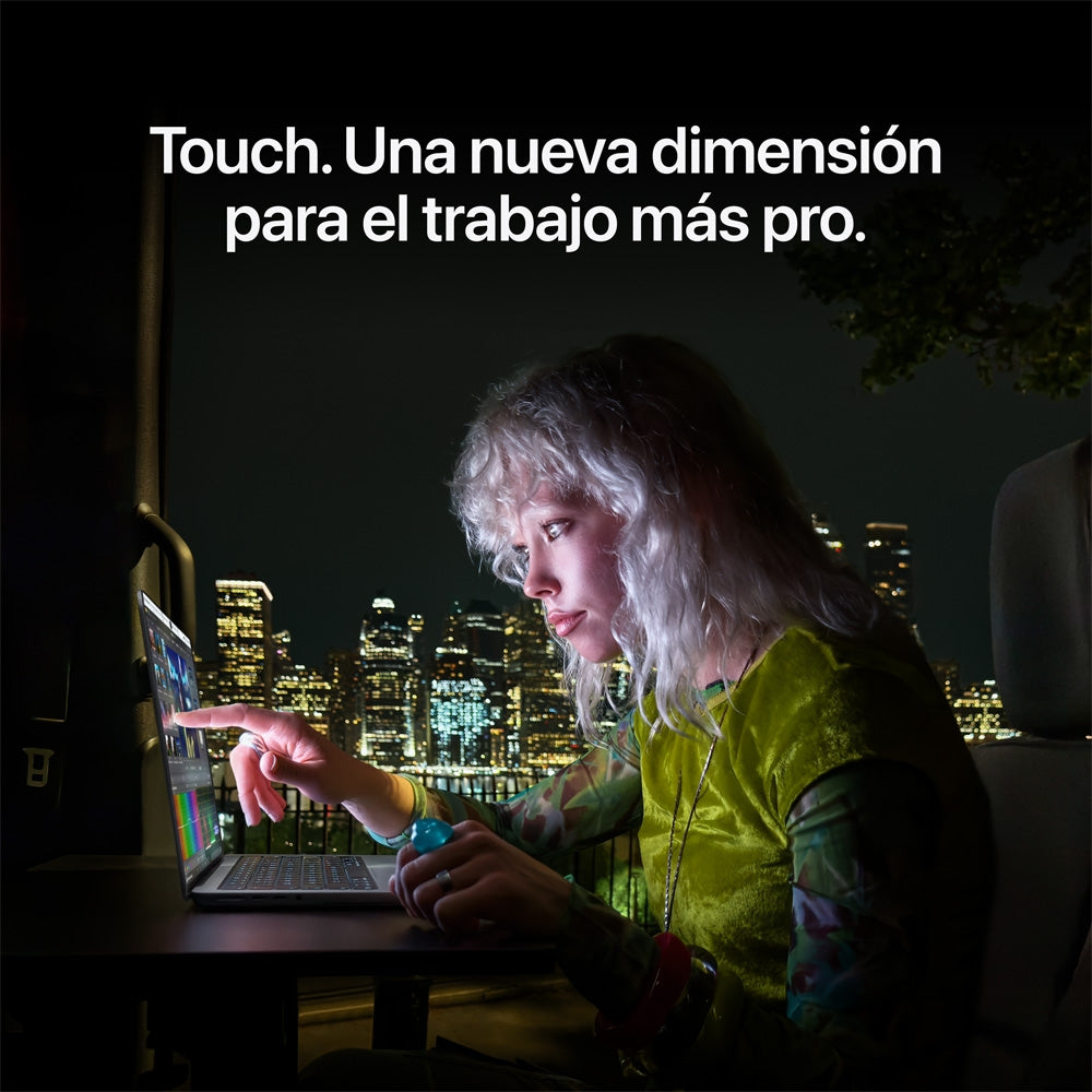 MacBook_Pro_PROLED_XDR_Display_14-in_M5_Max_Space_Black_PDP_Image_Position_4__LAES