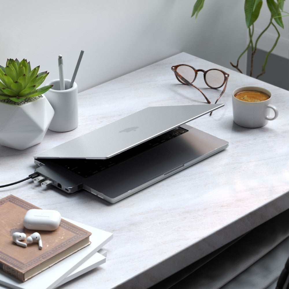 SATECHI ECO HARDSHELL CASE FOR MACBOOK PRO 14 CLEAR