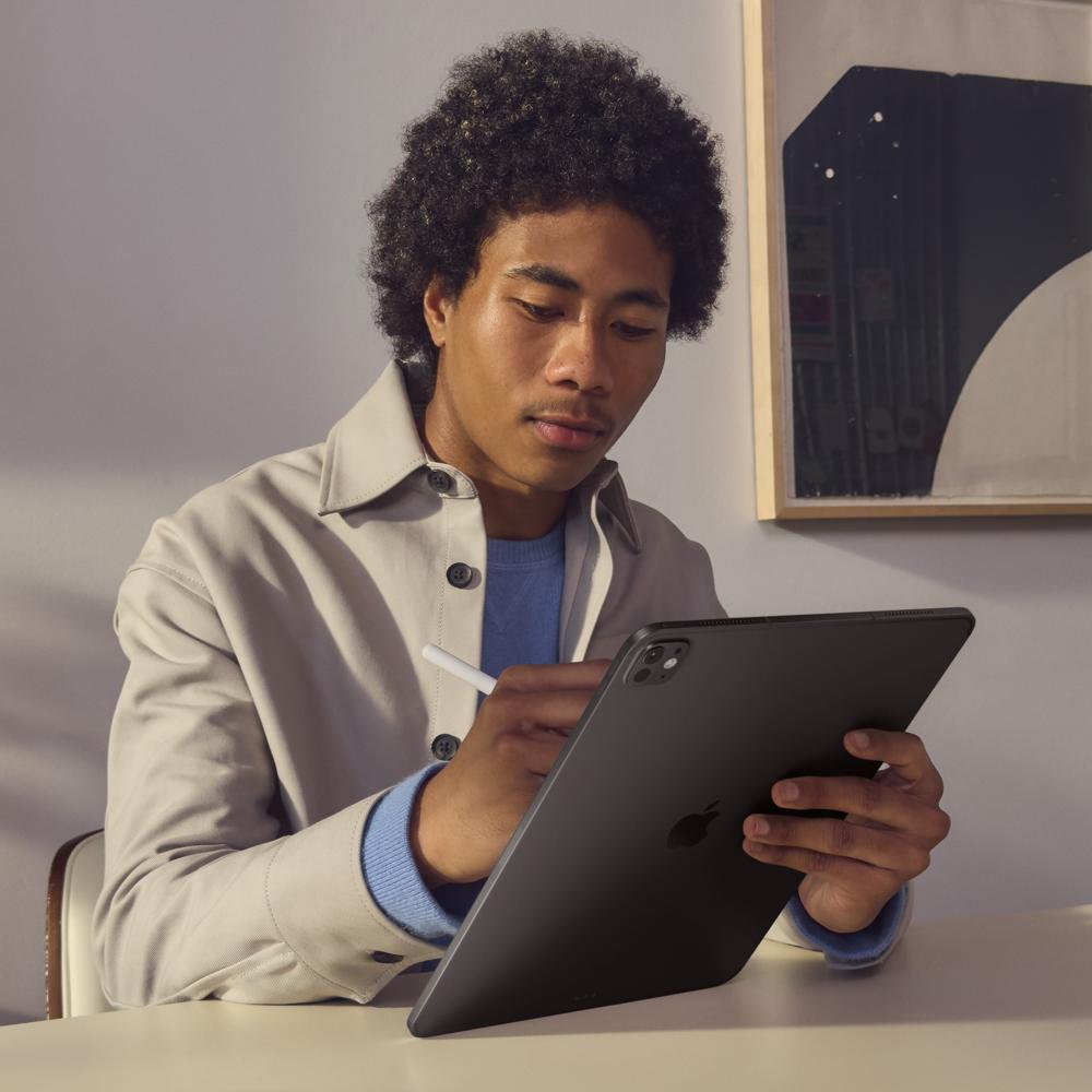 iPad Pro de 13 pulgadas Wi-Fi 1 TB Vidrio nanotexturizado - Negro espa